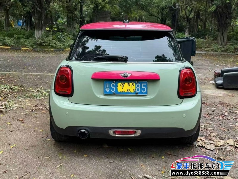15年宝马MINI轻客抵押车出售