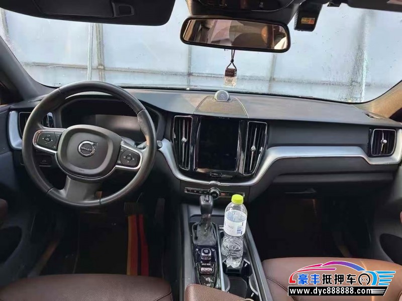 20年沃尔沃XC60轿车抵押车出售