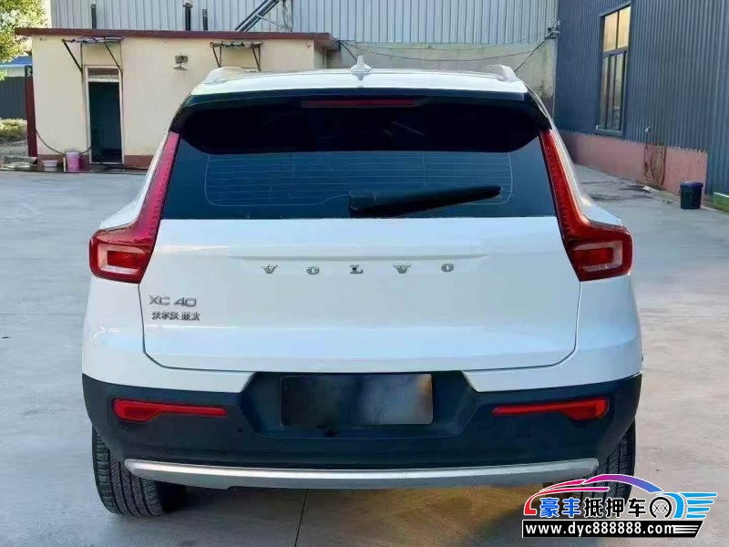 21年沃尔沃XC40轿车抵押车出售