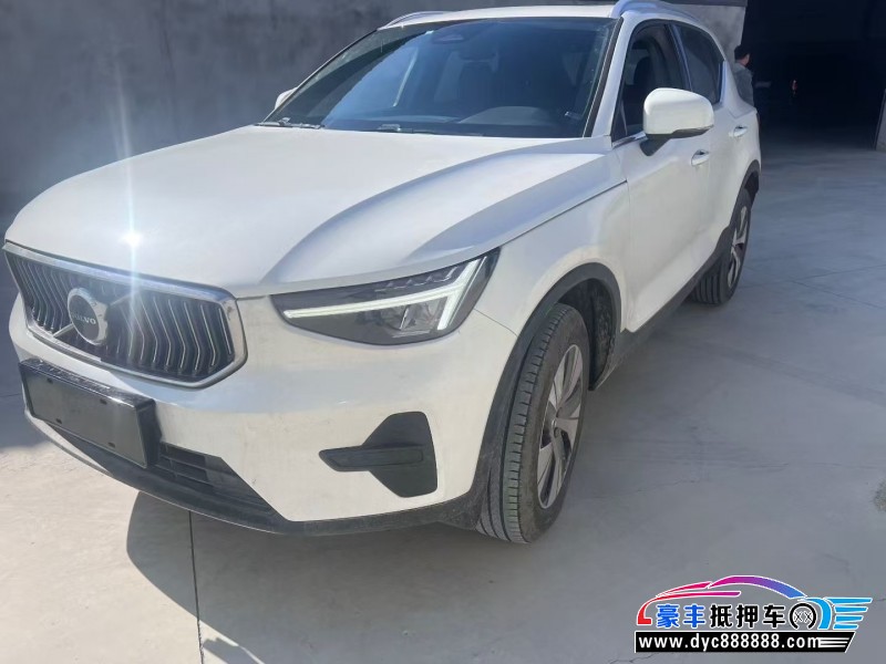 24年沃尔沃XC40轿车抵押车出售
