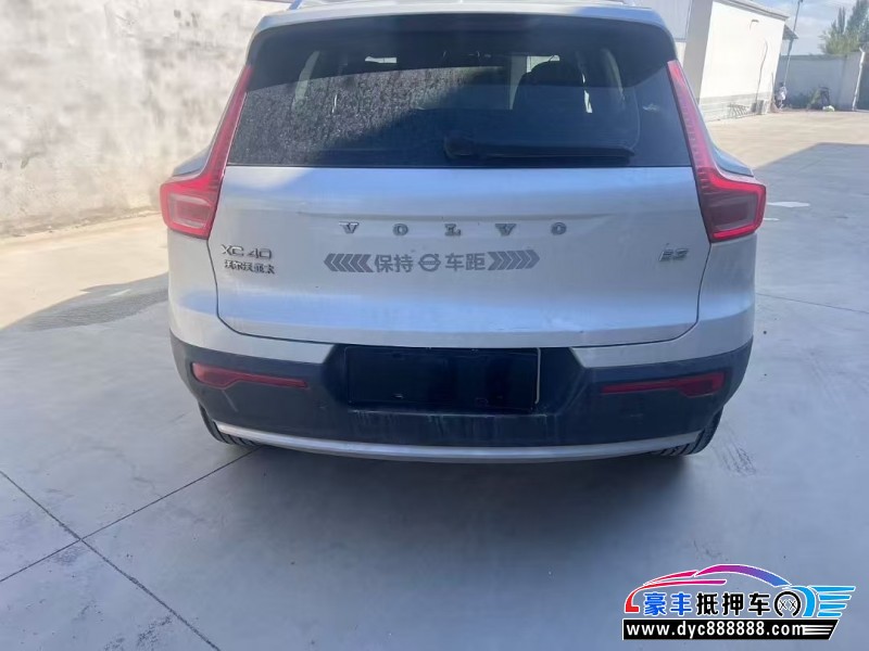 24年沃尔沃XC40轿车抵押车出售