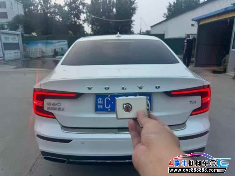 21年沃尔沃S60轿车抵押车出售