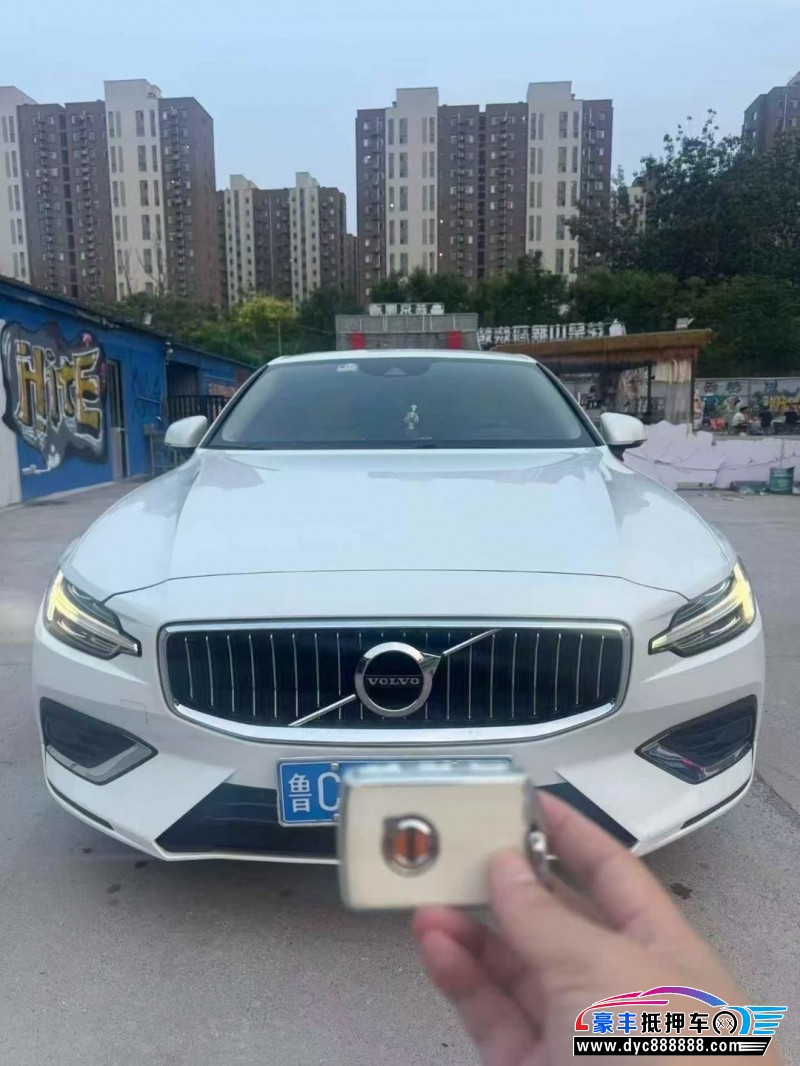 21年沃尔沃S60轿车抵押车出售