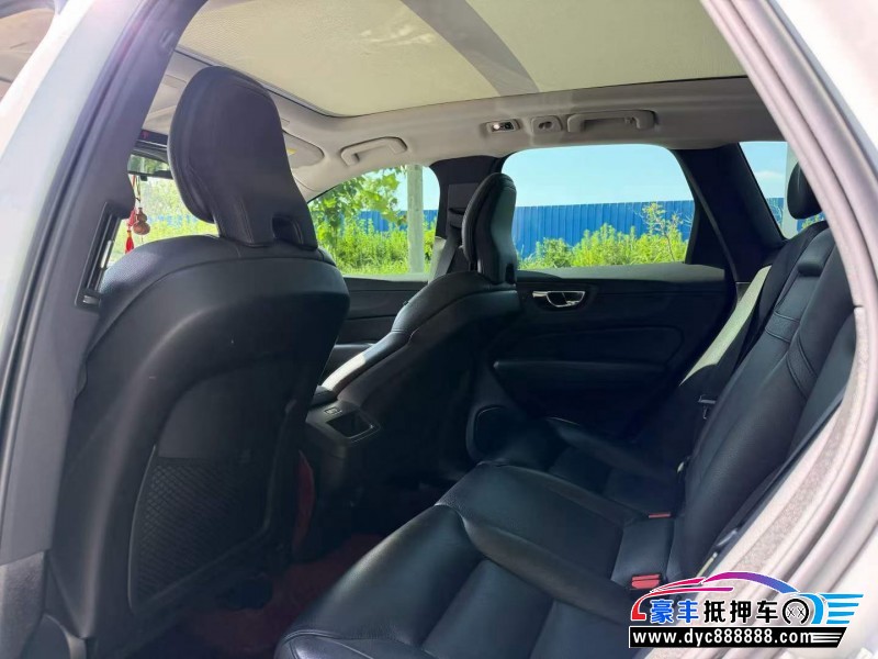 19年沃尔沃XC60轿车抵押车出售