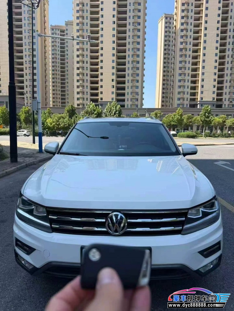 抵押车出售20年大众途观轿车
