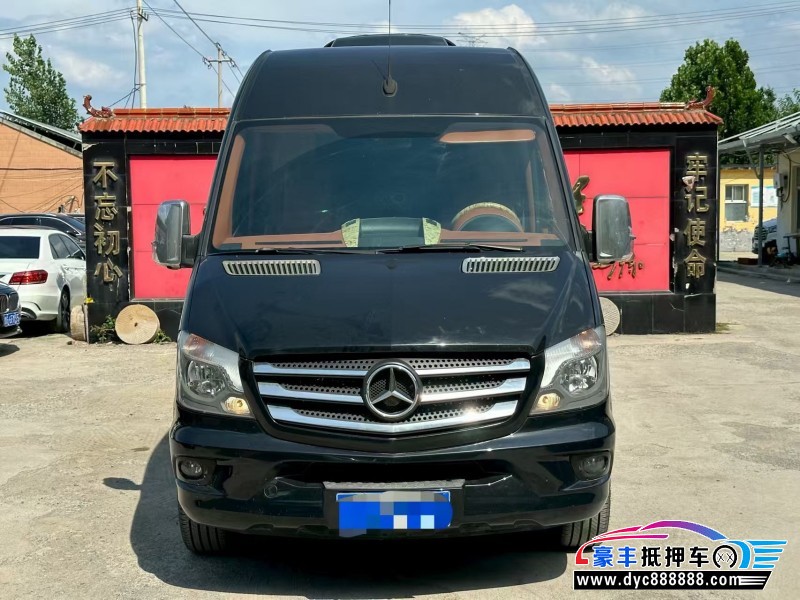 抵押车出售19年奔驰斯宾特轿车