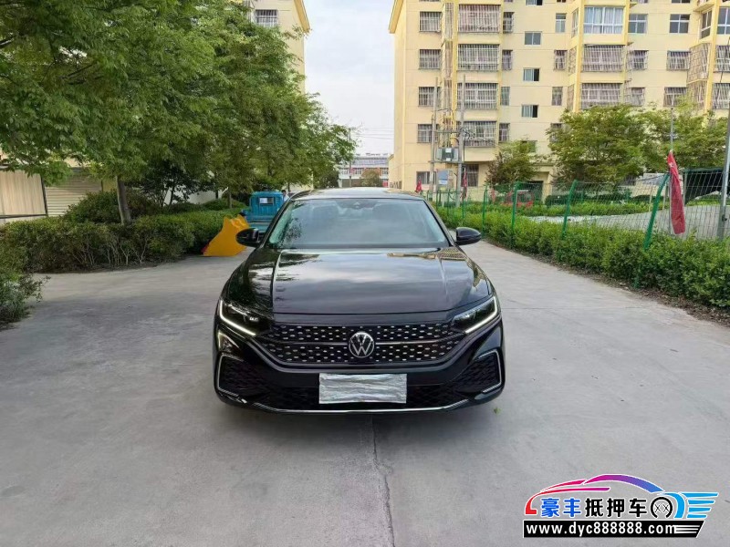 抵押车出售22年大众帕萨特轿车