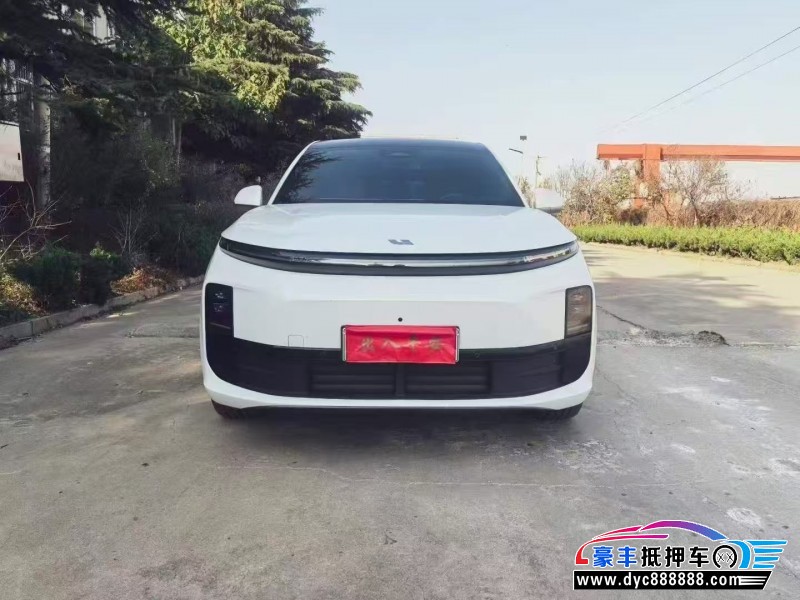 24年理想L6轿车抵押车出售
