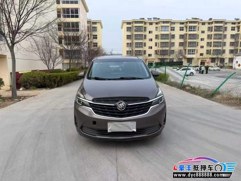 抵押车出售22年别克GL8轿车
