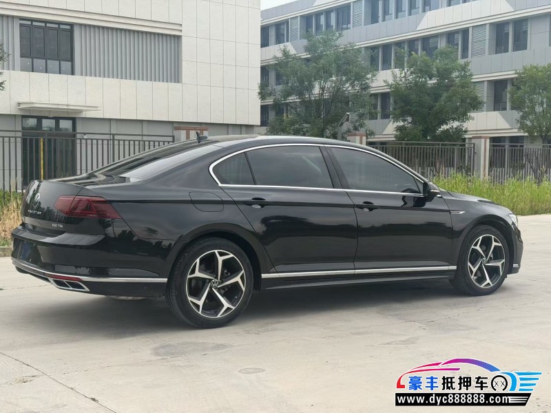 24年大众迈腾轿车抵押车出售