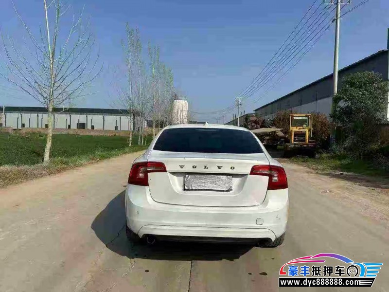 16年沃尔沃S60轿车抵押车出售