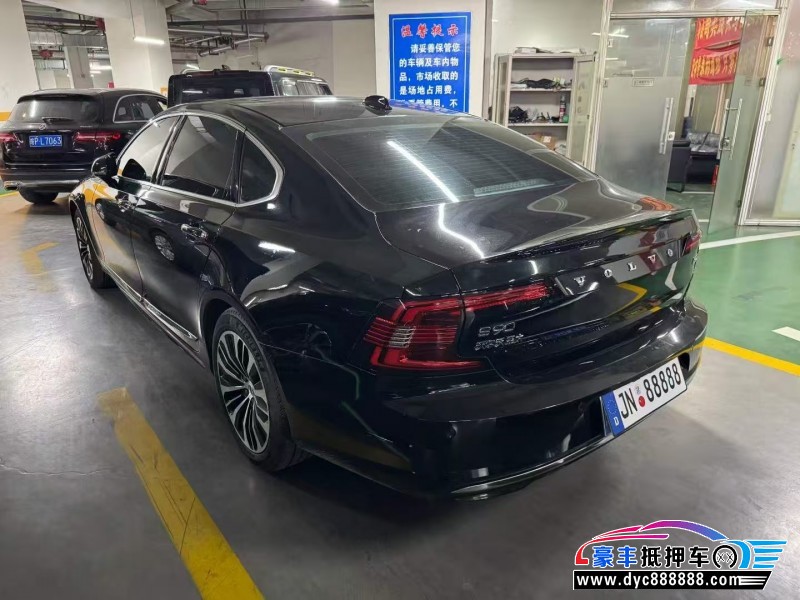 22年沃尔沃S90轿车抵押车出售
