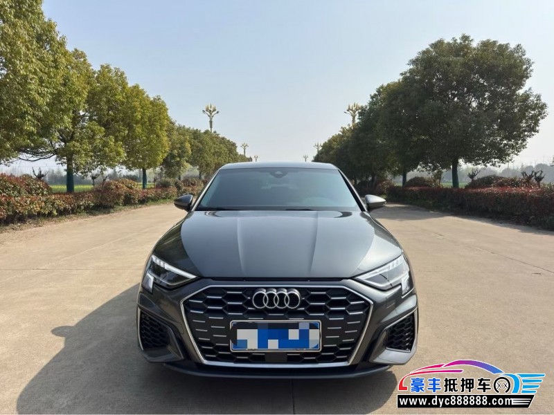 抵押车出售23年奥迪A3轿车