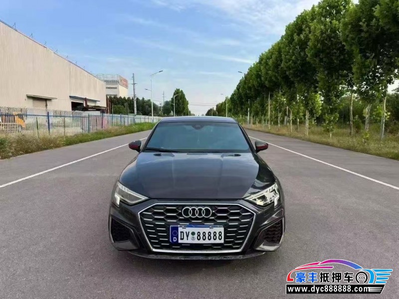 抵押车出售22年奥迪A3轿车