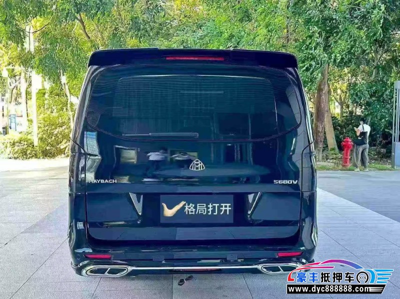 24年奔驰威霆轿车抵押车出售