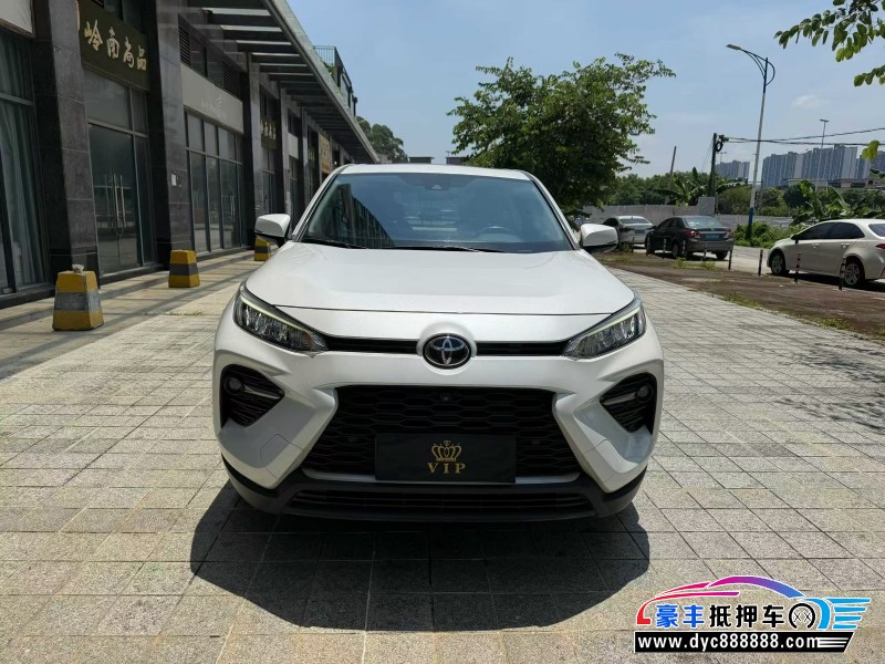抵押车出售23年丰田威兰达轿车