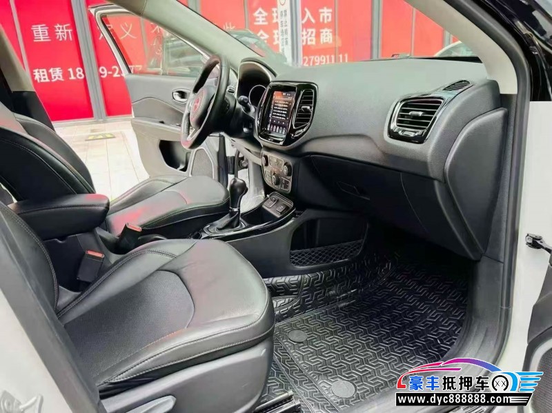 20年Jeep指南者轿车抵押车出售