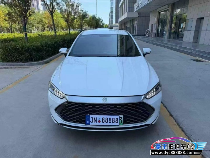 25年比亚迪秦轿车抵押车出售