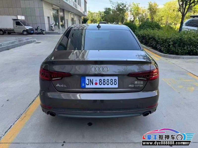 18年奥迪A4L轿车抵押车出售