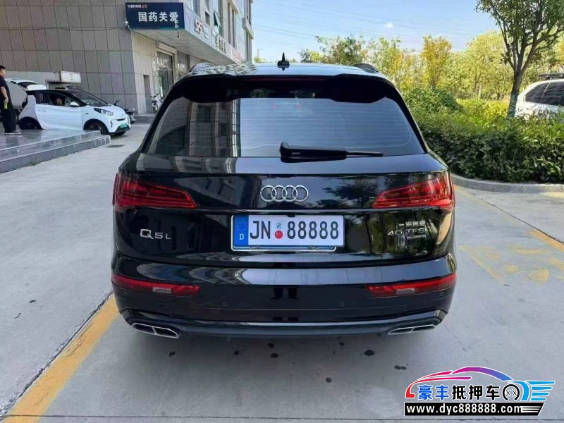 24年奥迪Q5轿车抵押车出售