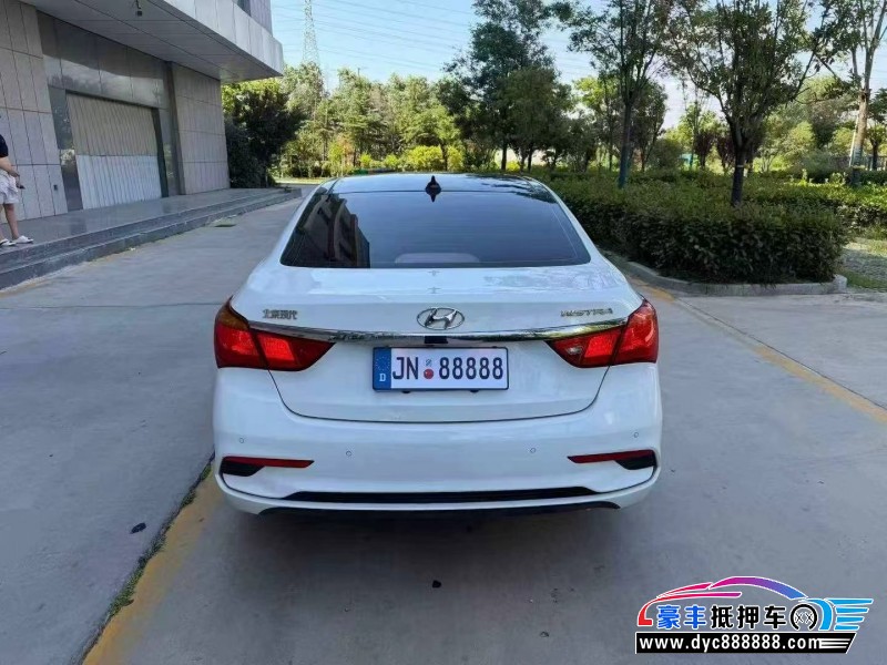 19年现代名图轿车抵押车出售