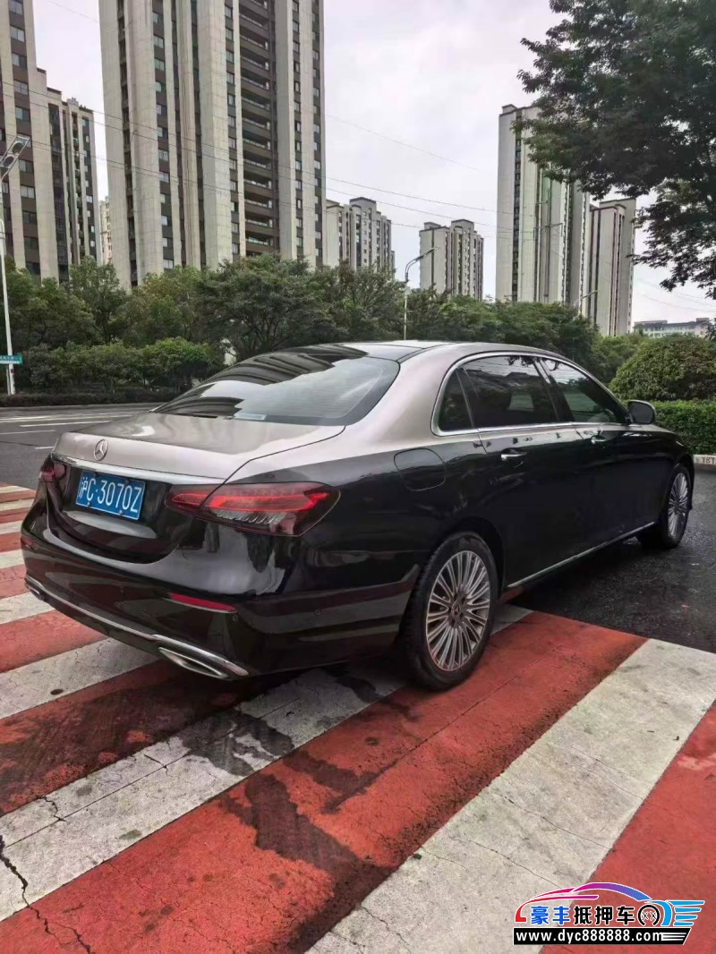 23年奔驰E轿车抵押车出售