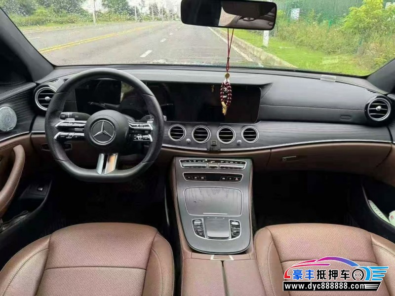 21年奔驰E轿车抵押车出售