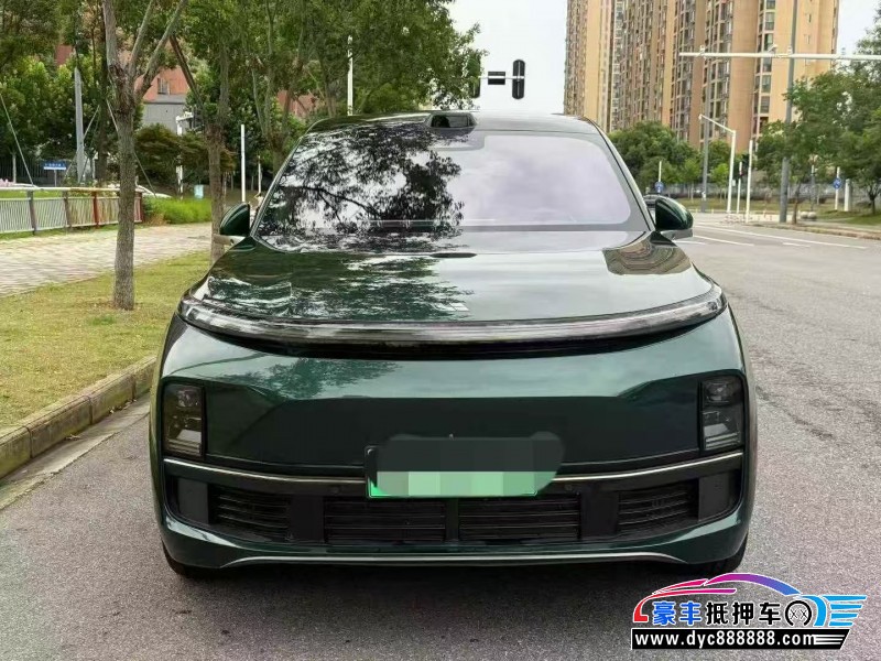 23年理想L8轿车抵押车出售