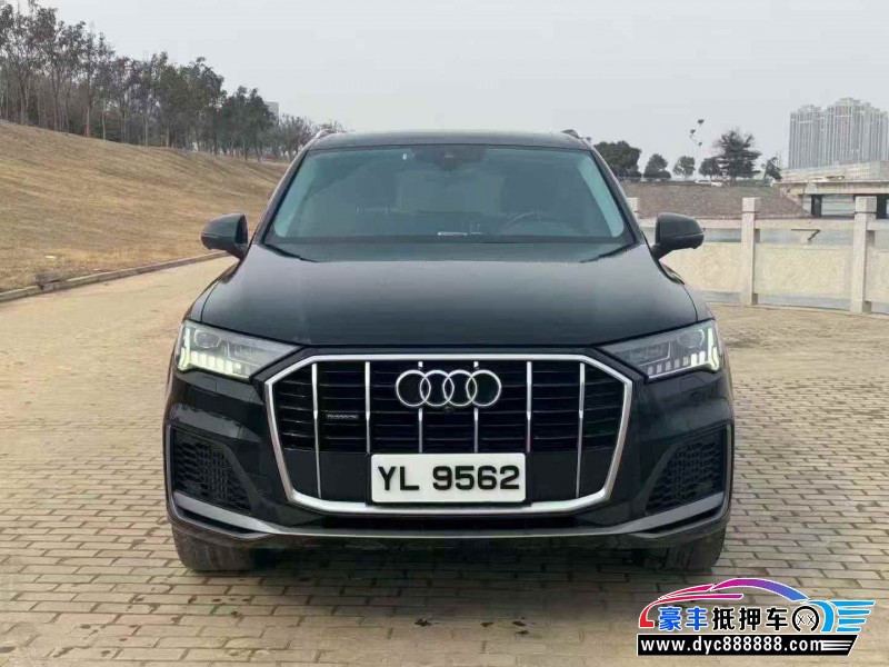 21年奥迪Q7轿车抵押车出售