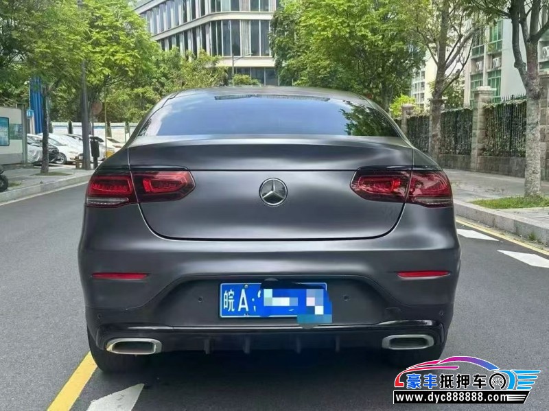 22年奔驰GLC轿车抵押车出售