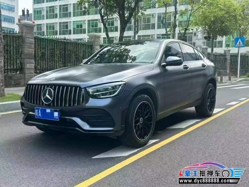 22年奔驰GLC轿车抵押车出售