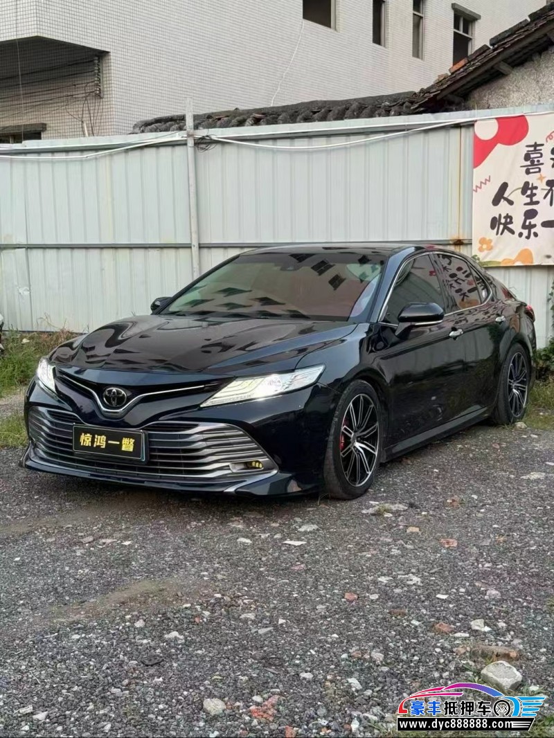 18年丰田凯美瑞轿车抵押车出售