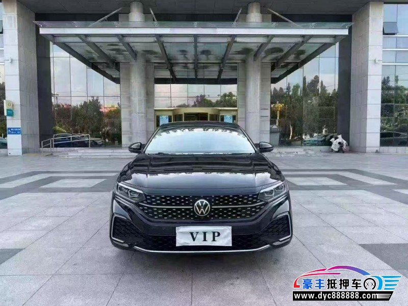 抵押车出售23年大众帕萨特轿车