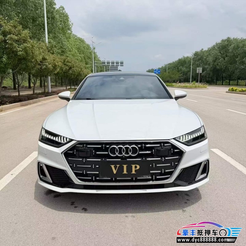 抵押车出售22年奥迪A7轿车