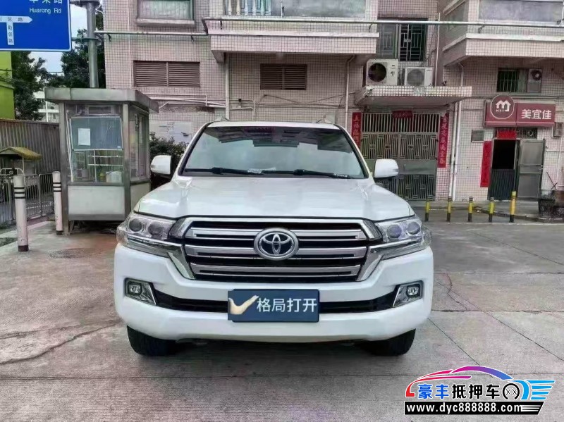 抵押车出售15年丰田兰德酷路泽（陆巡）轿车