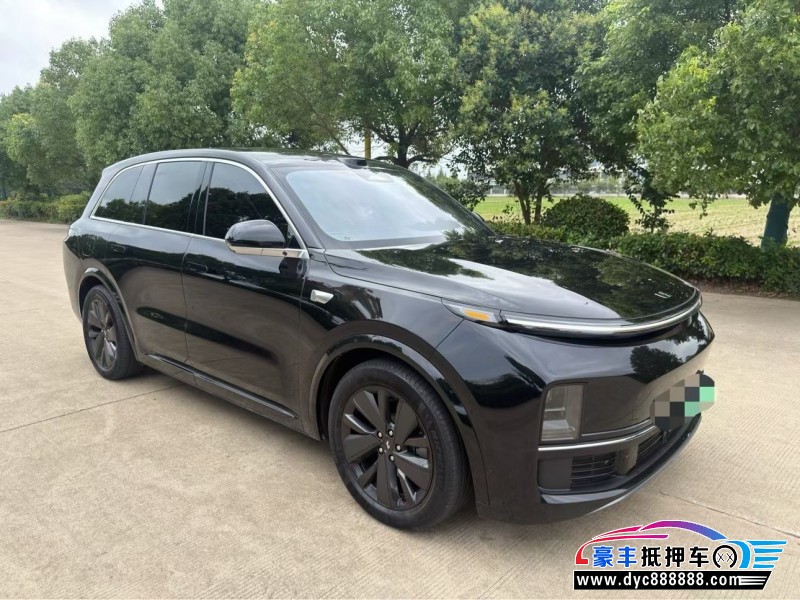 26年理想L8SUV抵押车出售