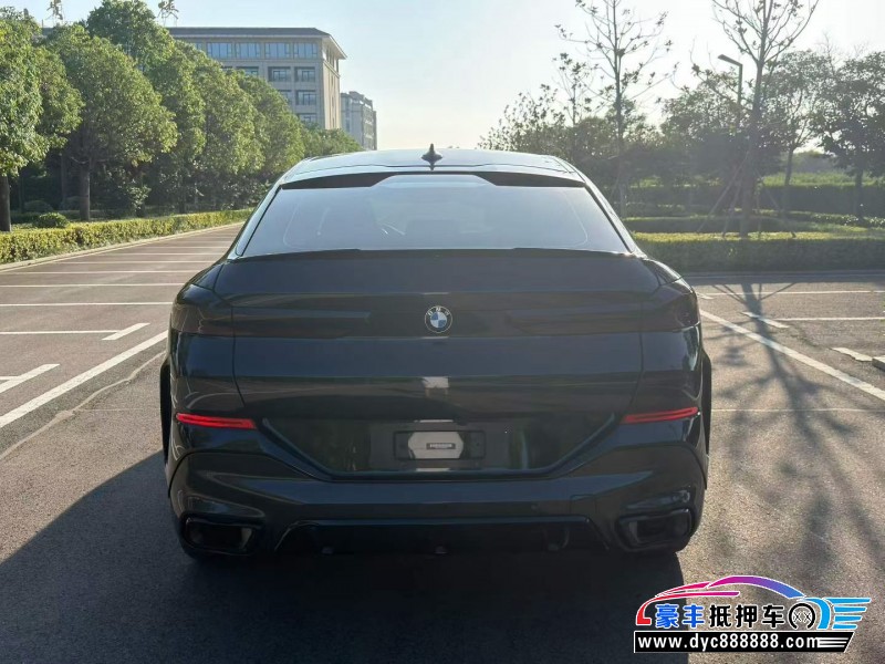 22年宝马X6SUV抵押车出售