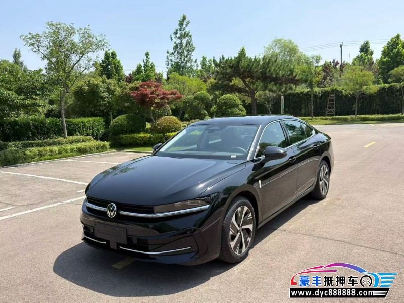 26年大众迈腾轿车抵押车出售