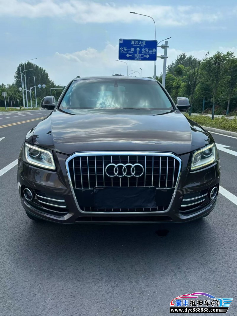 18年奥迪Q5轿车抵押车出售