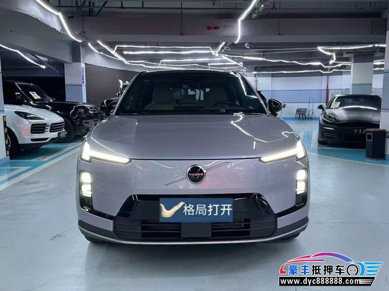 25年沃尔沃XC70轿车抵押车出售