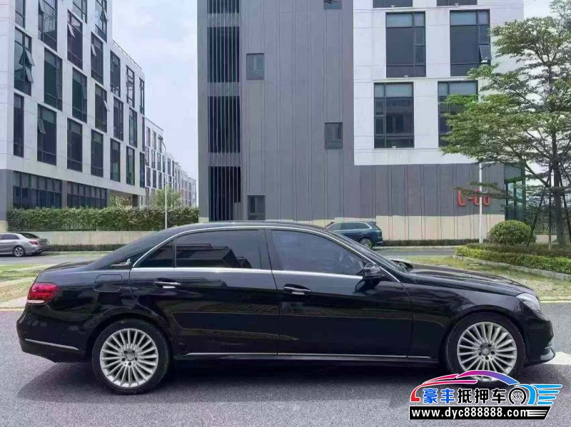 15年奔驰E轿车抵押车出售