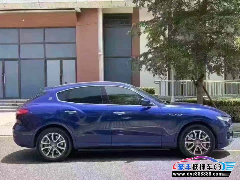 18年玛莎拉蒂莱万特轿车抵押车出售