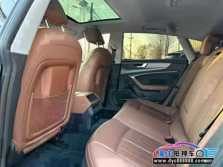 21年奥迪A7轿车抵押车出售