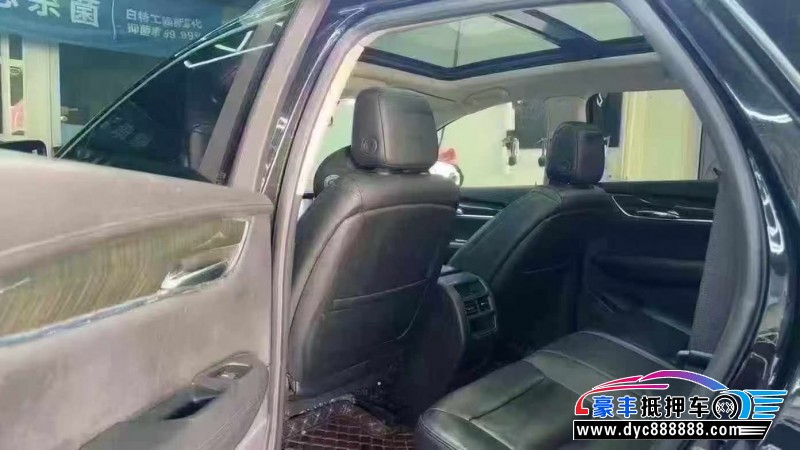 16年凯迪拉克XT5轿车抵押车出售