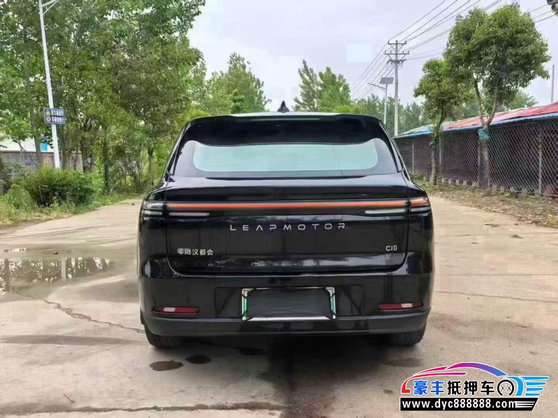 24年零跑C10轿车抵押车出售