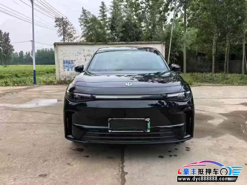24年零跑C10轿车抵押车出售