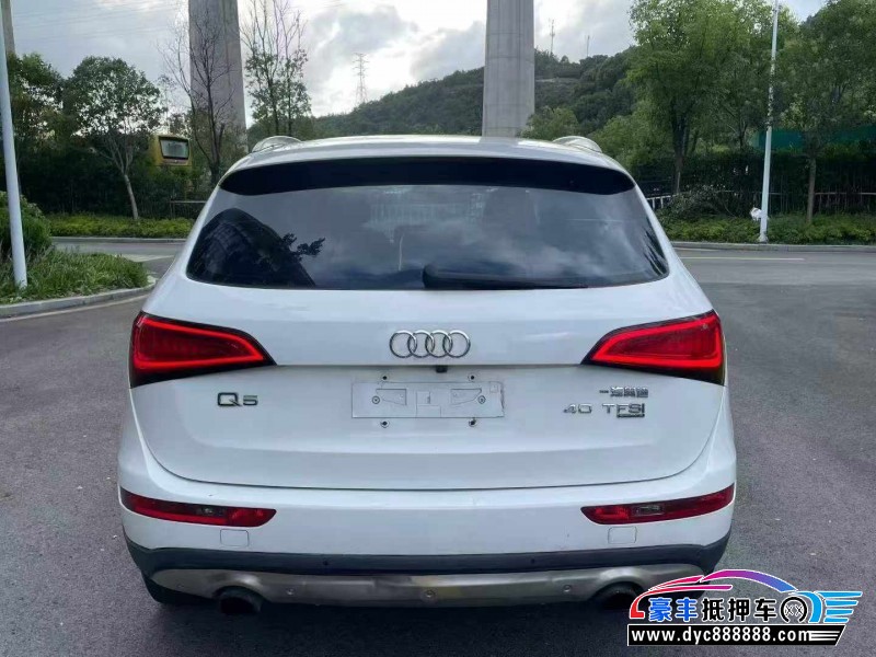 15年奥迪Q5轿车抵押车出售