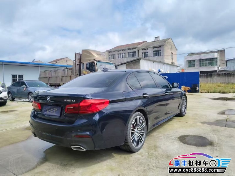 17年宝马5系轿车抵押车出售
