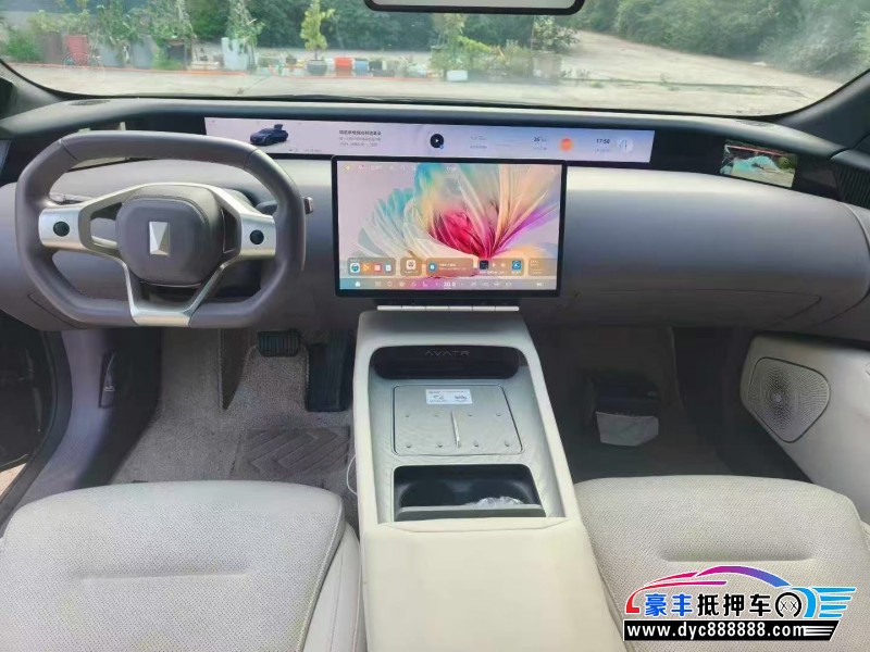 24年阿维塔12轿车抵押车出售