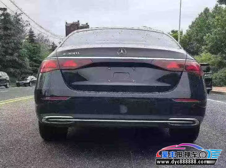 25年奔驰E轿车抵押车出售